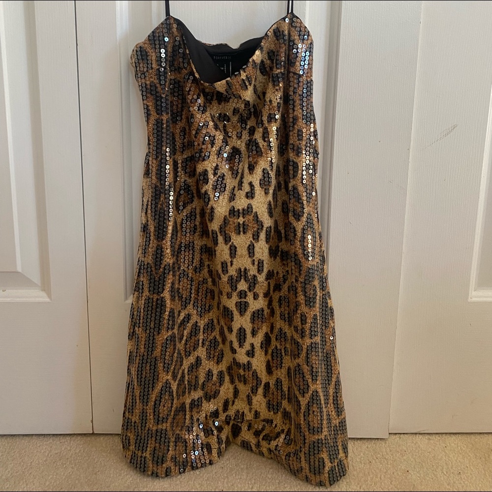Cheetah Sequins Dress